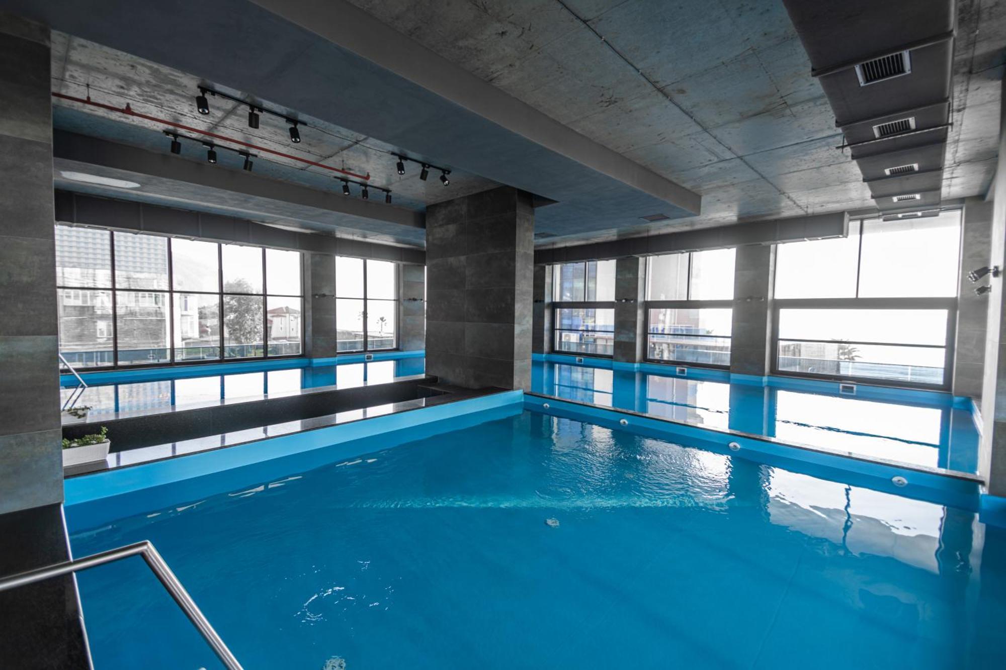 Green Side Apart Hotel Batumi Bagian luar foto